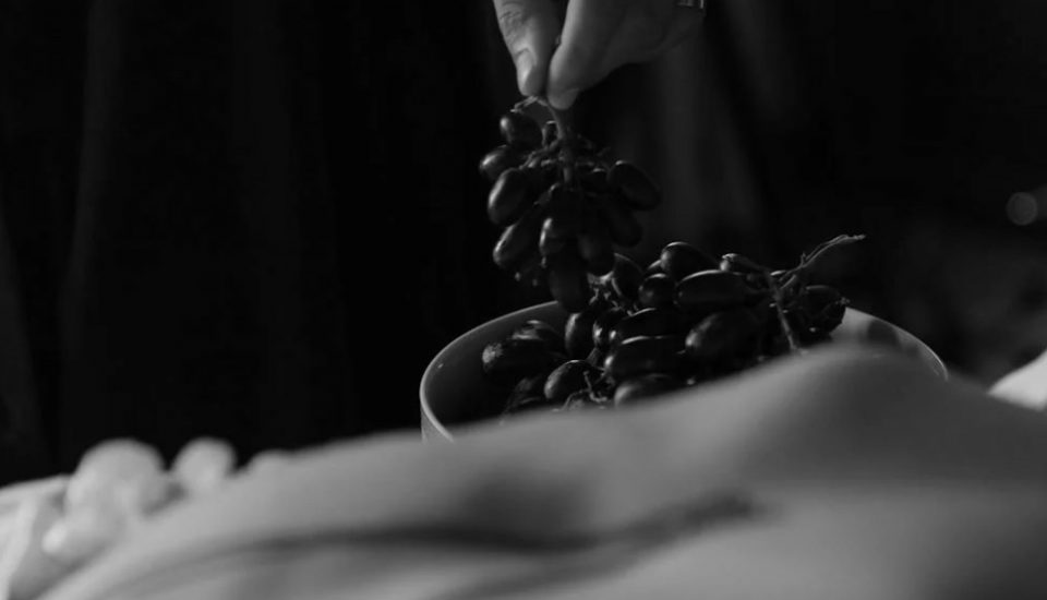 Sexo con alimentos (guía para sploshing)