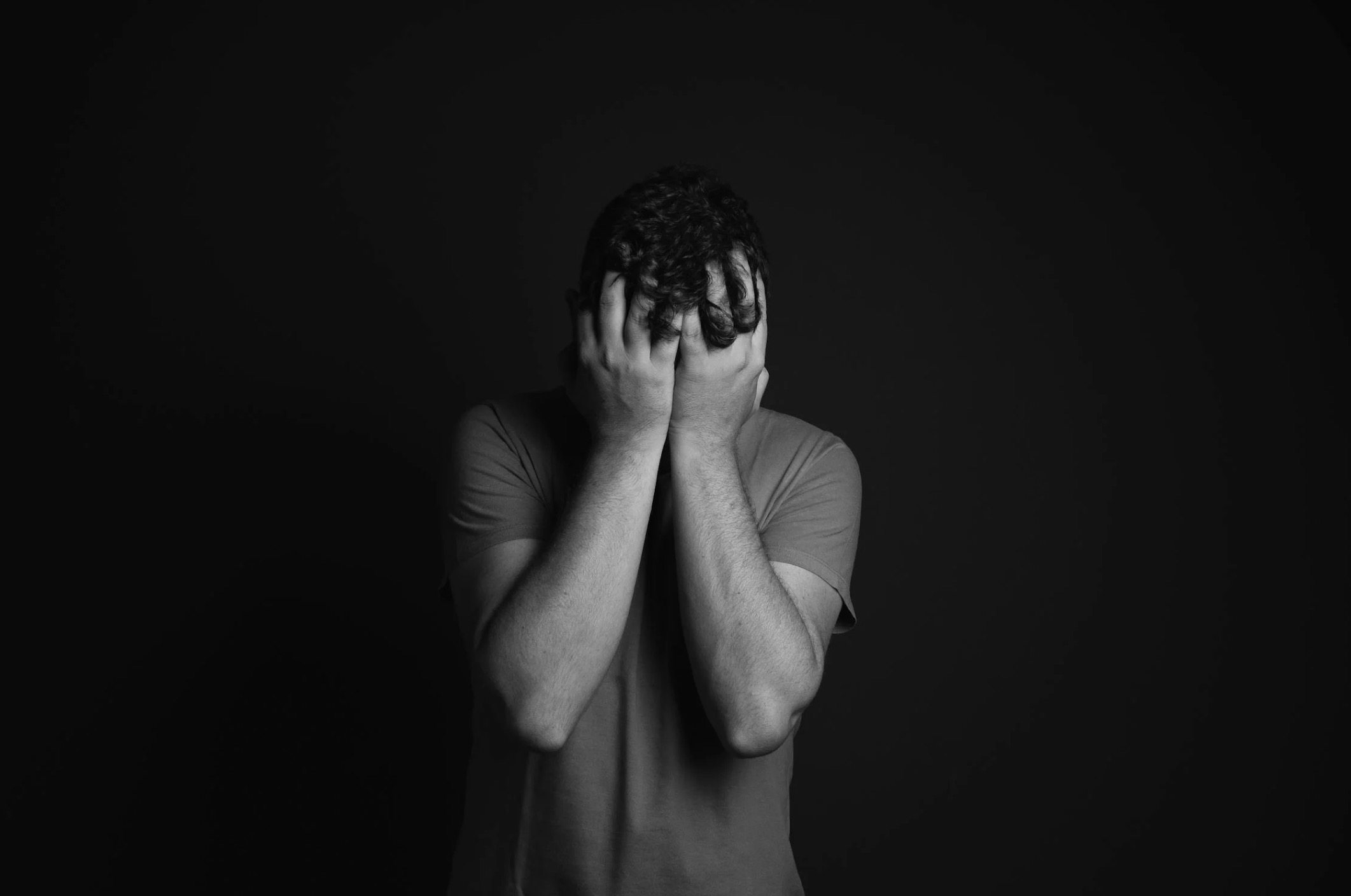 ¿Por qué se pierde la erección durante el sexo?
